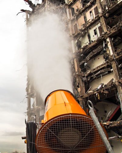 Urban Demolition Project Uses Atomized Mist to Comply with Dust Regulations Mobile