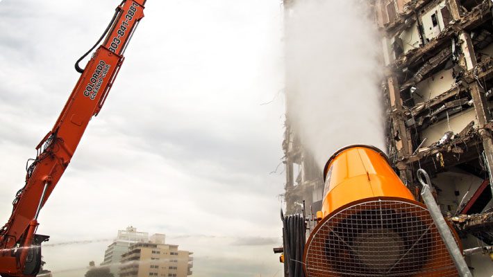 Urban Demolition Project Uses Atomized Mist to Comply with Dust Regulations