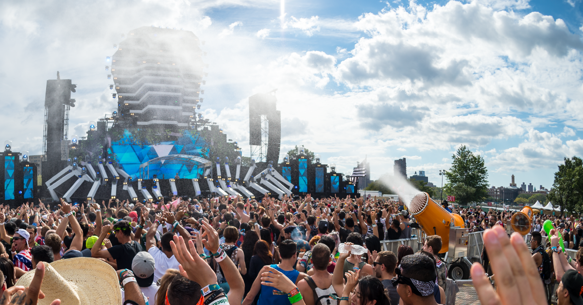 How An Outdoor Cooling Mist System Can Create Safer Events